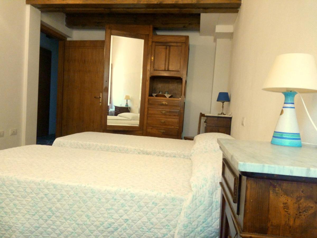 Lierus B&B Gonnosfanàdiga Eksteriør billede
